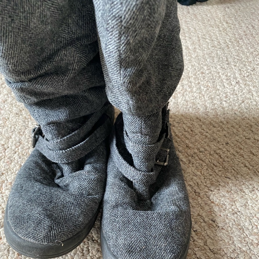 Blowfish faux fur boots